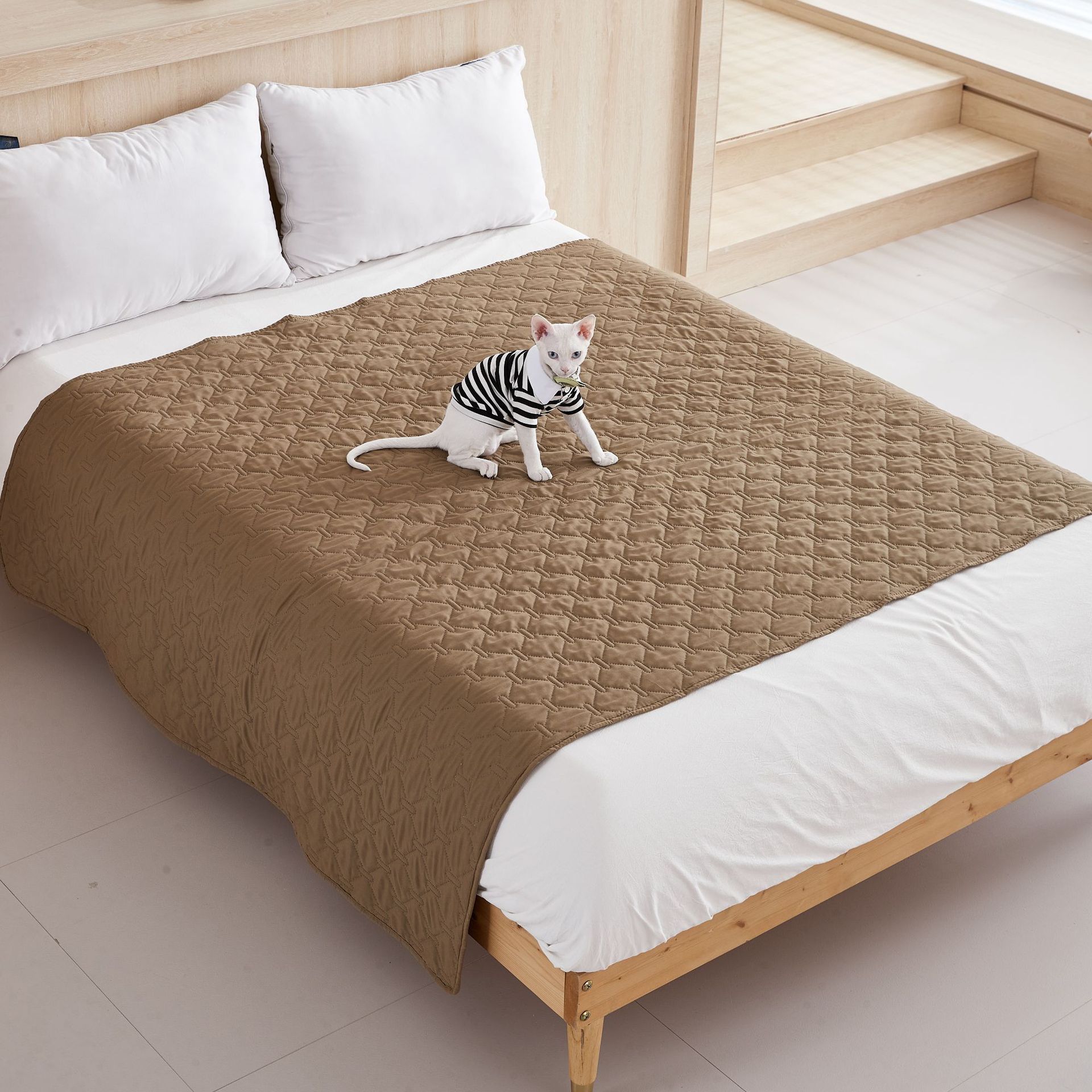 HKM-5867325 Waterproof Non-Slip Pet Mattress and Sofa Protector - Available in Dark Gray, Light Gray, Khaki, Brown