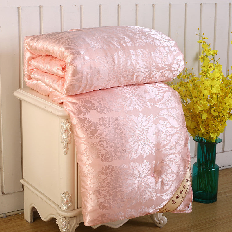 HKM-588947 Reversible Quilt for Year-Round Comfort with Regenerated Cellulose Fiber Filling