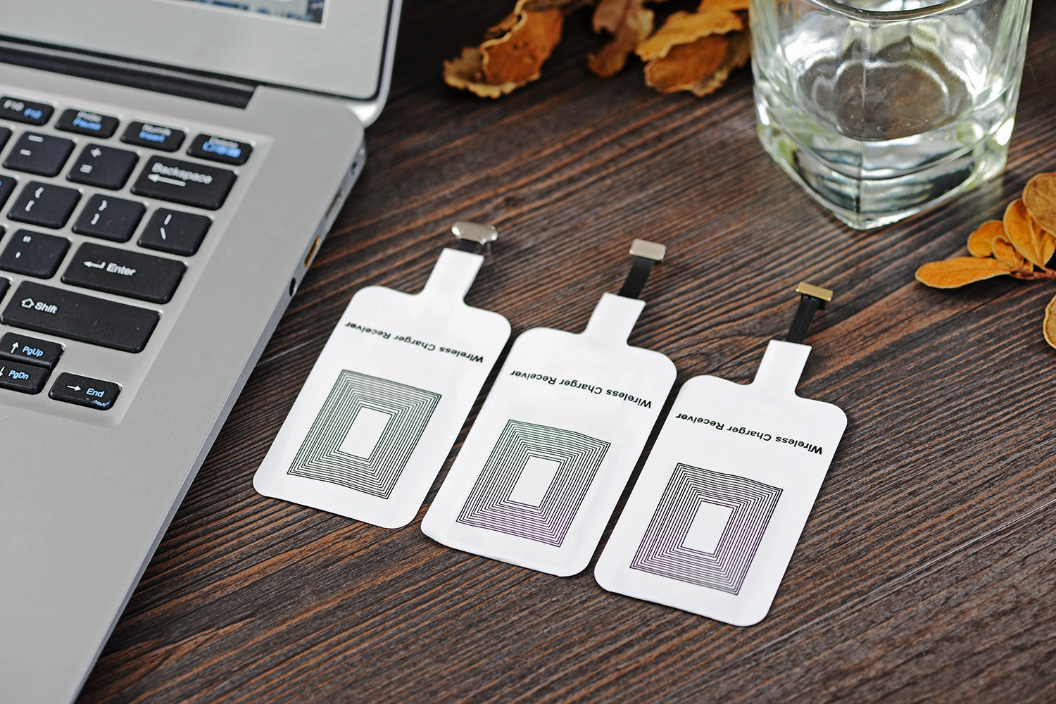 HKM-590611 Wireless Charging Receiver for Apple and Android Devices - Type-C Compatible, White