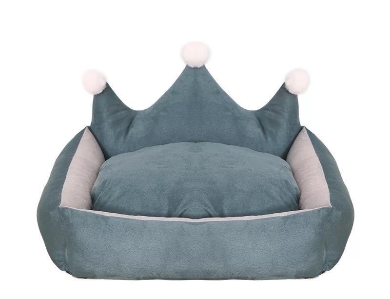 HKM-5909053 Scratch Resistant Crown Nest Dog Bed ¨C Soft Suede & Crystal Velvet, Available in Multiple Sizes S-XL