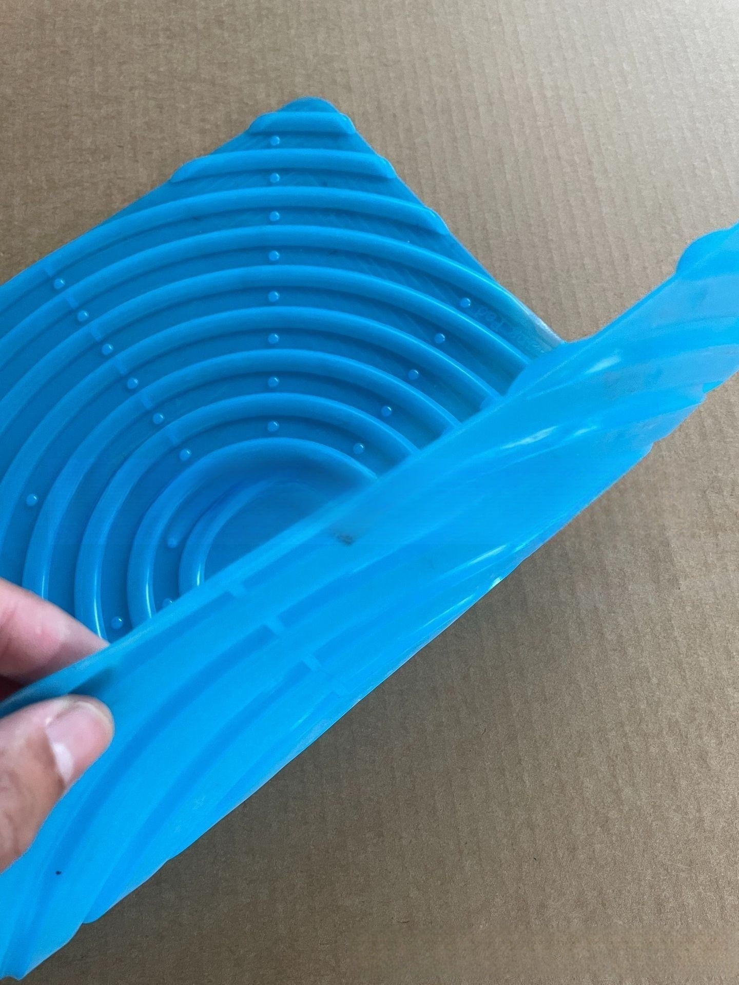 HKM-5918781 Silicone Egg Pad for Chicken Coop - Temperature Control from -20¡ãC to 80¡ãC, 300x350x5mm