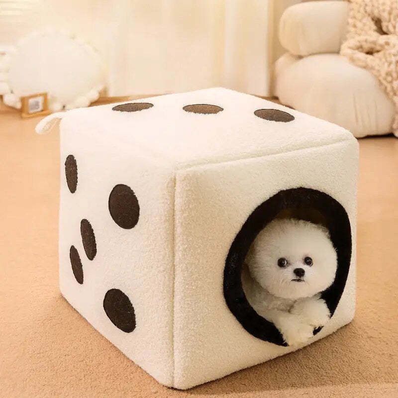 HKM-595027 Cozy Autumn and Winter Small Dog Kennel with Plush Interior