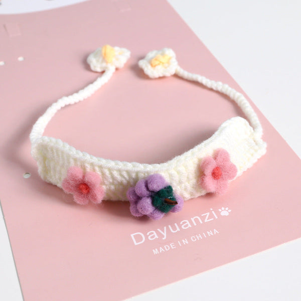 HKM-5988029 Cute Knitted Wool Felt Flower and Fruit Cat Collar in Various Styles for All Seasons