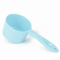HKM-5999037 Ergonomic 1/2 Cup Food Scoop for Dogs, Cats, Birds, and Rabbits - Durable Melamine, Dishwasher Safe