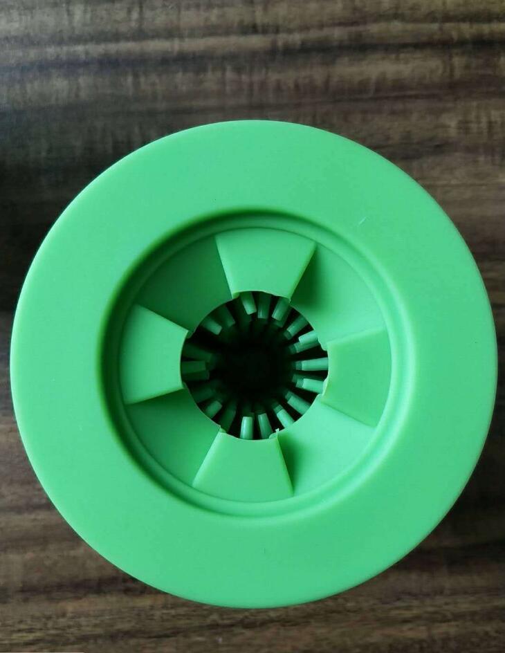 HKM-5999421 Silicone Dog Paw Washer Cup with Soft Bristles - Easy to Clean and Non-Toxic Material