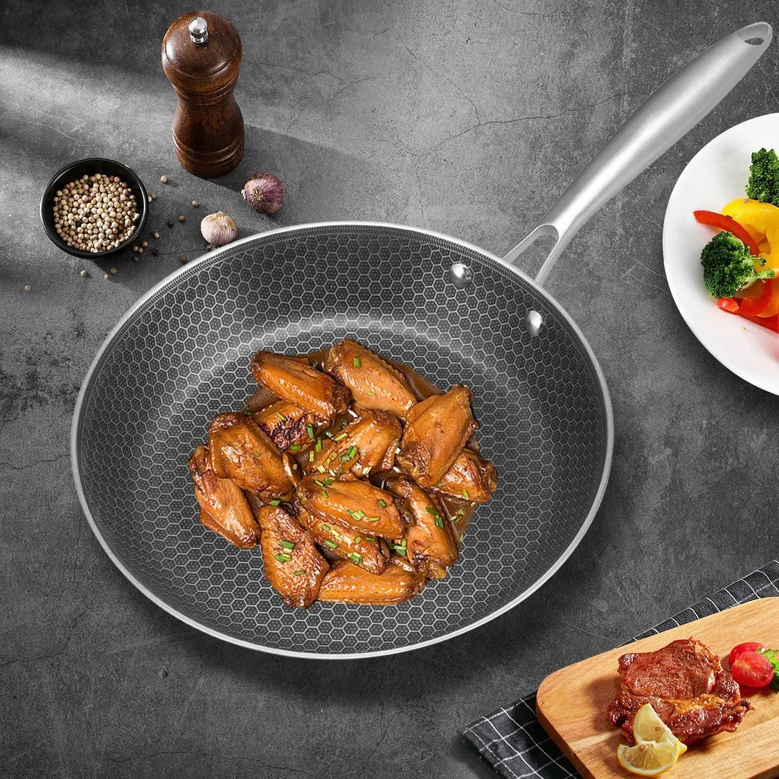 HKM-605139 Stainless Steel Kitchenware Set with 28cm Frypan, 24cm Fry Pan, 30cm Soup Pot, and Wok