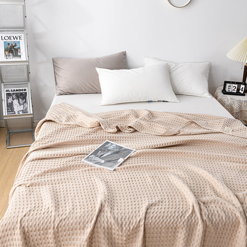 HKM-606419 Lightweight Cotton Gauze Towel Blanket with Human Waffle Design