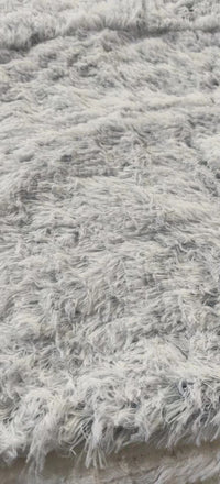 HKM-6118973 Plush Pet Blanket Cushion for Dogs ¨C Soft, Warm, Non-Slip Mattress in Black and Gray, Available in Multiple Sizes