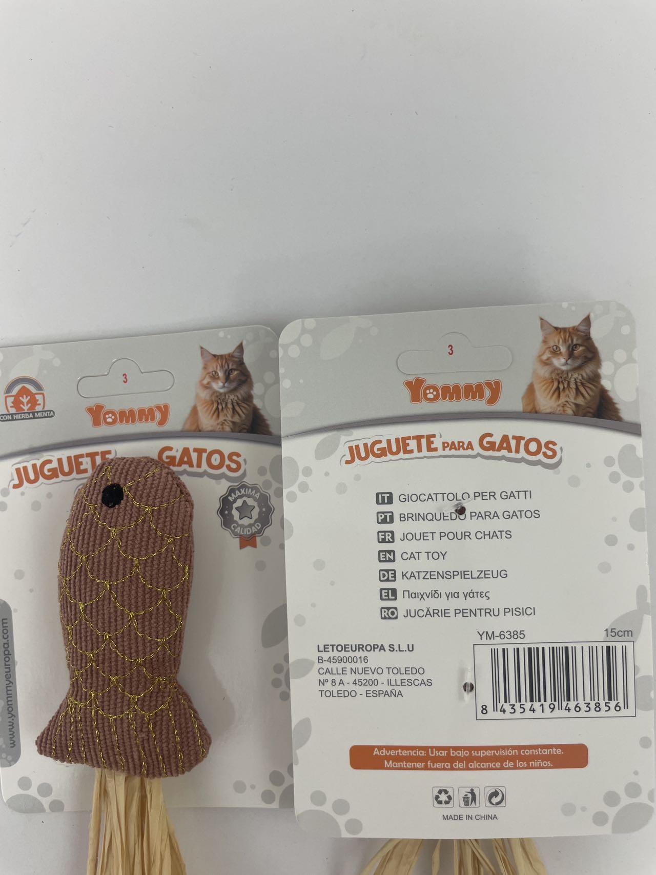 HKM-6216253 Catnip-Infused Plush Doll for Feline Fun and Playtime