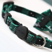 HKM-6223165 Christmas Snowflake Plaid Bow Bell Cat Collar in Red and Green, Adjustable 22.5-27.5cm