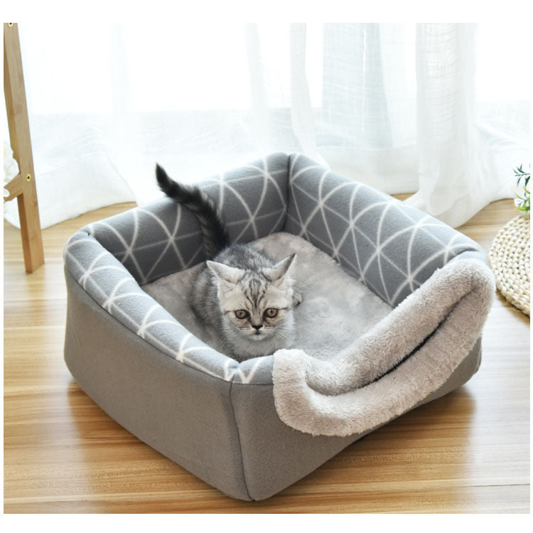 HKM-6225213 Cozy Flannel Cat House with Spacious Design for All Seasons