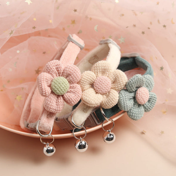HKM-6321469 Cute Cartoon Flower Pattern Pet Collar in Apricot, Sky Blue, Dark Green, Light Pink - Adjustable Size (22-29cm)