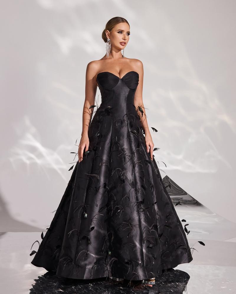 HKM-632147 Elegant Black Evening Gown for Women - Perfect for Formal Occasions and Special Events