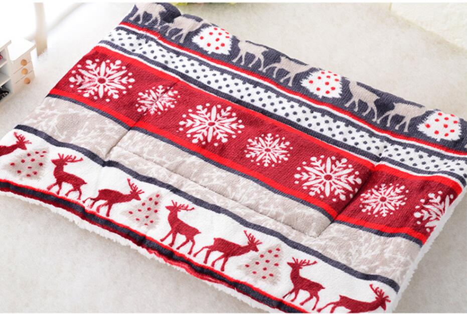 HKM-6326077 Cozy Flannel and Cotton Velvet Dog Mat in Multiple Sizes