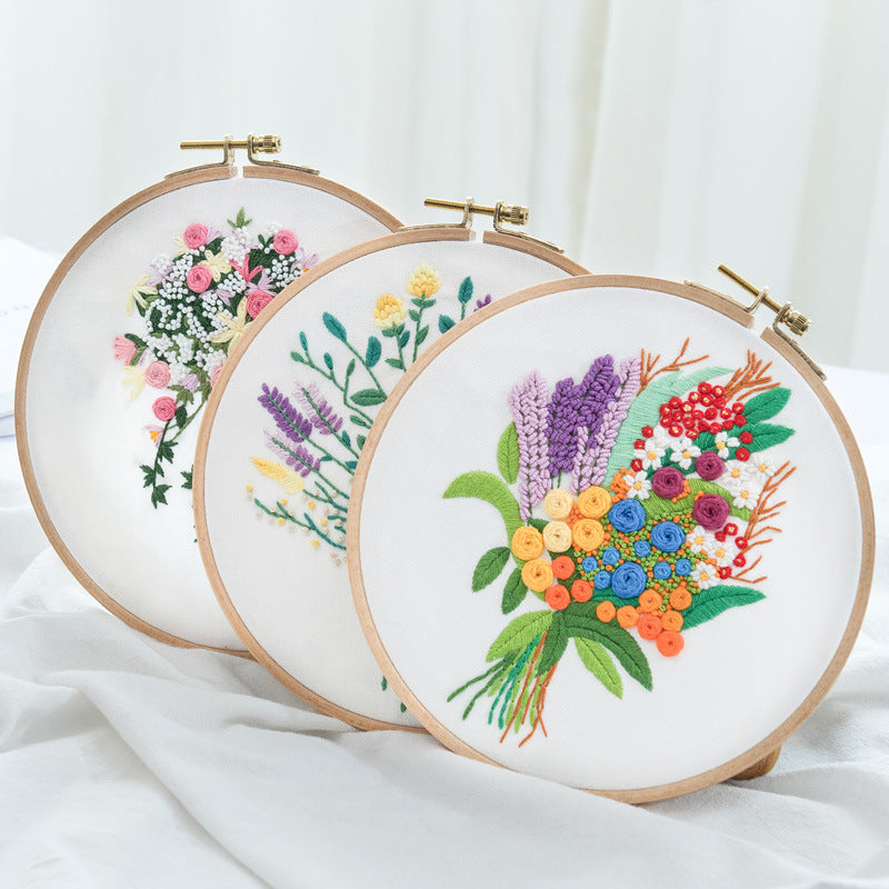 HKM-634899 DIY Hand Embroidery Kit with Cotton Canvas and Complete Accessories