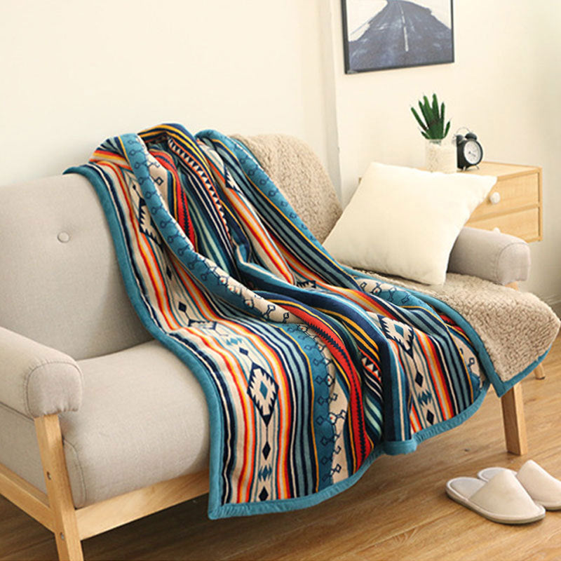 HKM-637523 Cozy Thickened Flannel Air Conditioning Blanket with Geometric Pattern for Winter