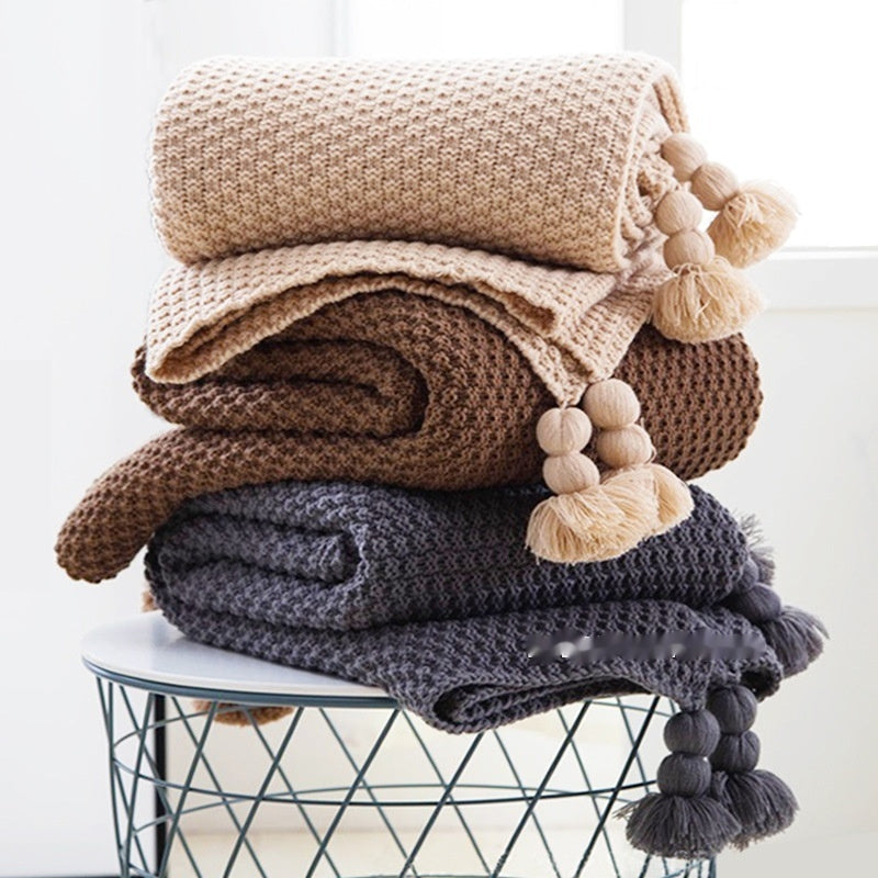 HKM-638099 Nordic Knitted Woolen Yarn Ball Cover Blanket with Pillowcase in Various Sizes and Colors