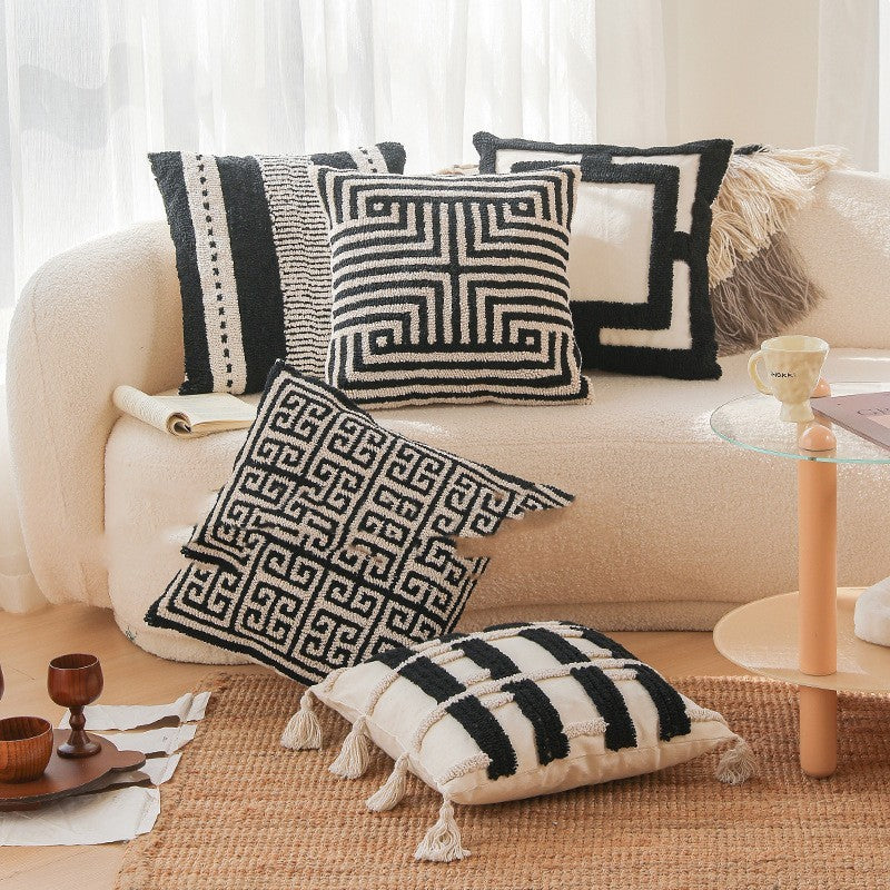 HKM-641619 Nordic Geometric Pattern Lumbar Pillow - 45x45cm Embroidered Pillowcase with PP Cotton Filler