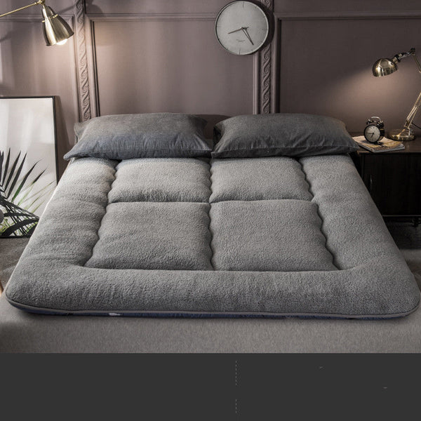 HKM-642131 Winter Lamb Wool Mattress - European Style, Moisture-Absorbing, Breathable Lamb Velvet Fabric, Multiple Sizes Available