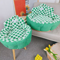 HKM-6433341 Cozy Round Pet Bed for Dogs and Cats, Soft Multi-Season Design, 48cm & 60cm Sizes Available
