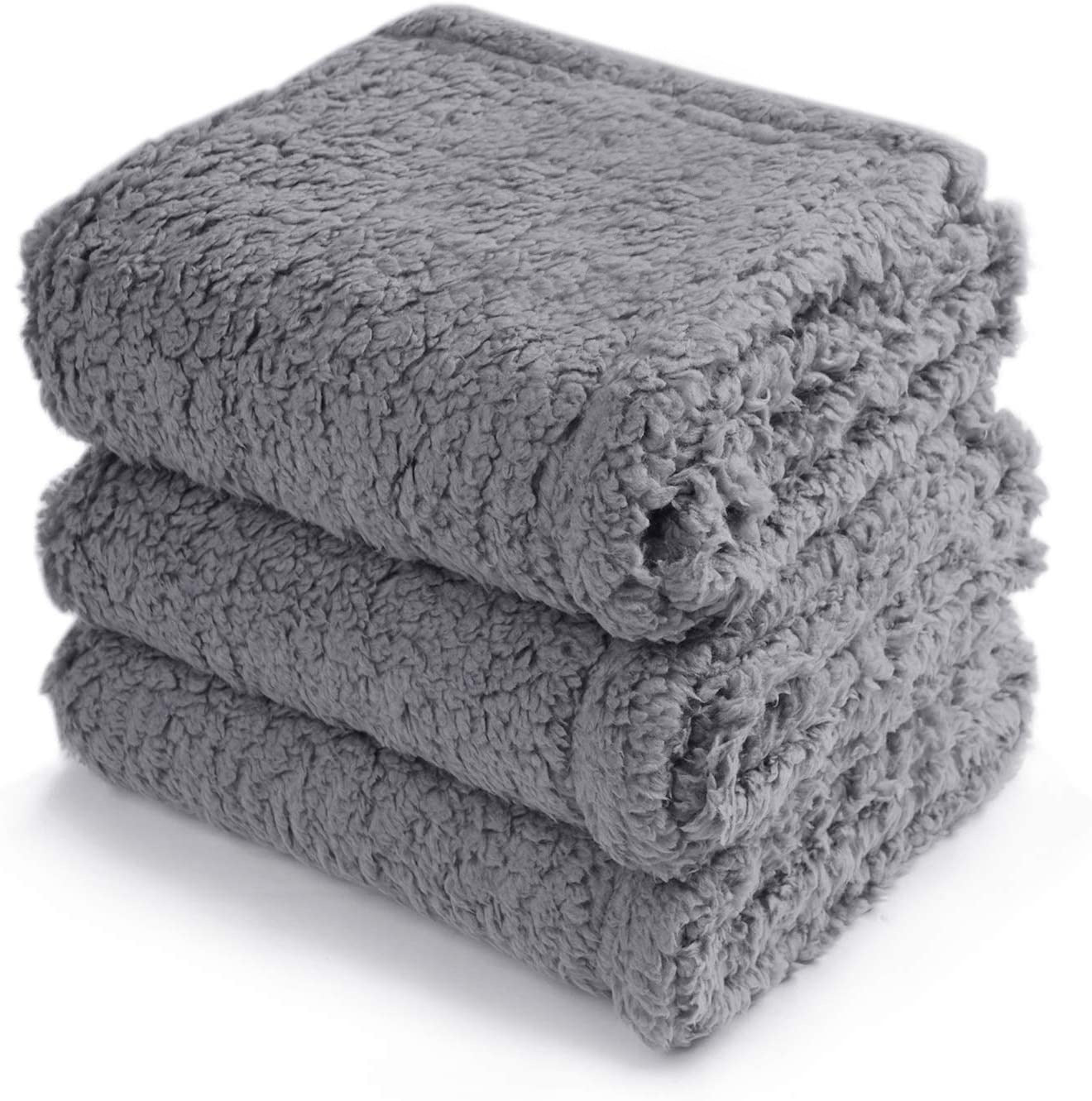 HKM-6444477 Cotton Velvet Pet Blanket for Dogs ¨C Warm, Soft, Available in Black, Beige, and Gray