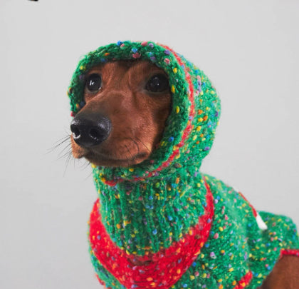 HKM-6450365 Cozy Knitted Yarn Christmas Pet Apparel for Autumn and Winter in Red and Green, Sizes XS to XXL