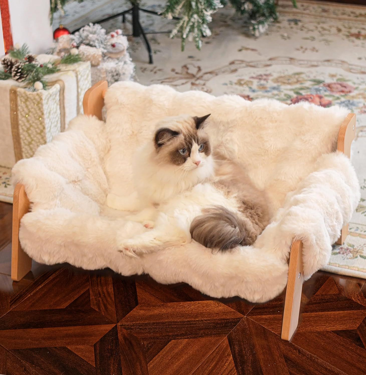 HKM-6475837 Wooden Cat Sofa with Removable Washable Cotton Cover for All-Season Comfort