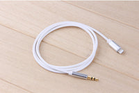HKM-652243 Apple-Compatible Lightning to 3.5mm AUX Audio Cable for iPhone 7 and Vehicles