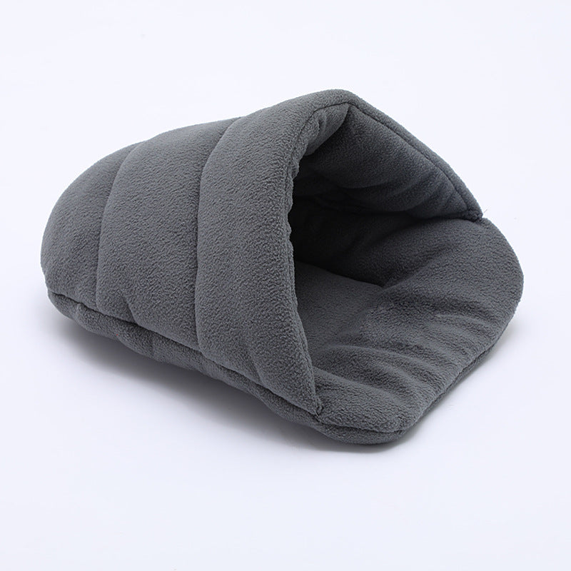 HKM-6602941 Cute Cat Sleeping Bag for Small Pets - Teddy, Guinea Pig, and Hamster - Four Seasons Nest in Various Colors
