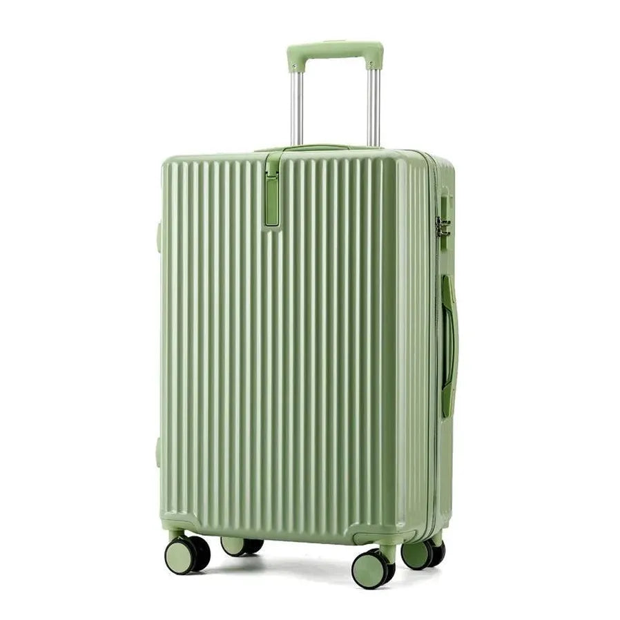 HKM-661139 Three-Piece Spinner Luggage Set with Matching Carry-On Suitcase and Travel Bag