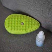 HKM-6625725 Pet Care Cleaning Brush with Massage Feature and Anti-Flying Hair Essence for Dogs