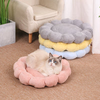 HKM-6627389 Cozy Double-Sided Short Plush Pet Bed with Multi-Color Petal Design for Cats and Dogs - 50x50cm