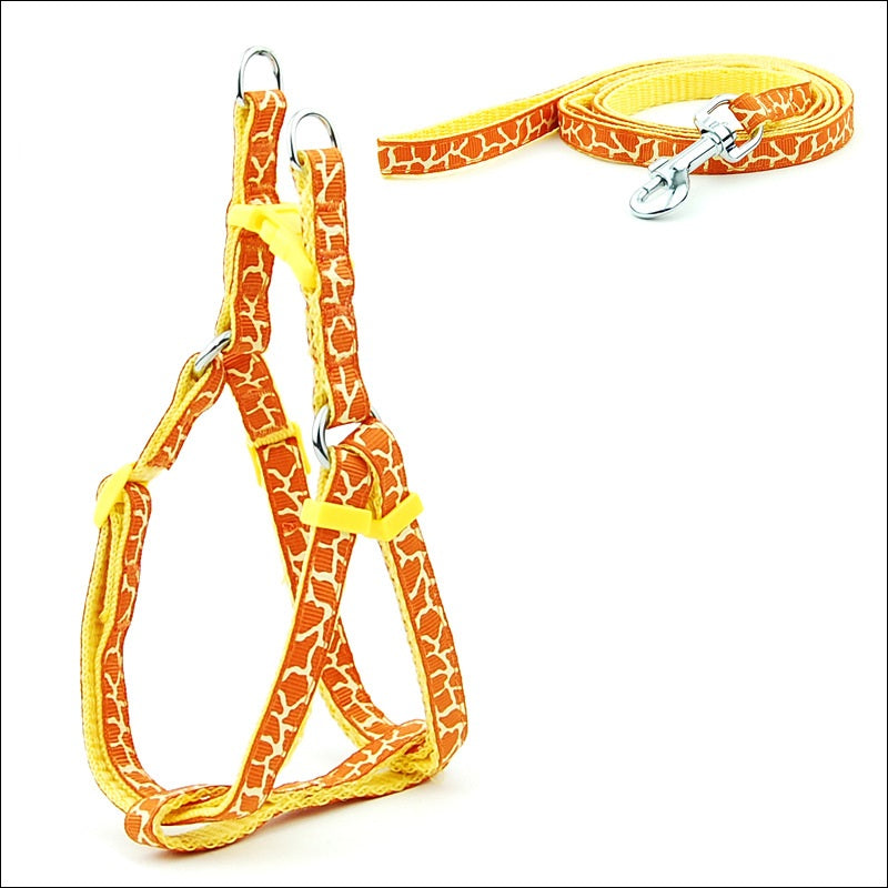 HKM-6629181 Adjustable Cat and Dog Leash with Chest Strap, Durable PP Material
