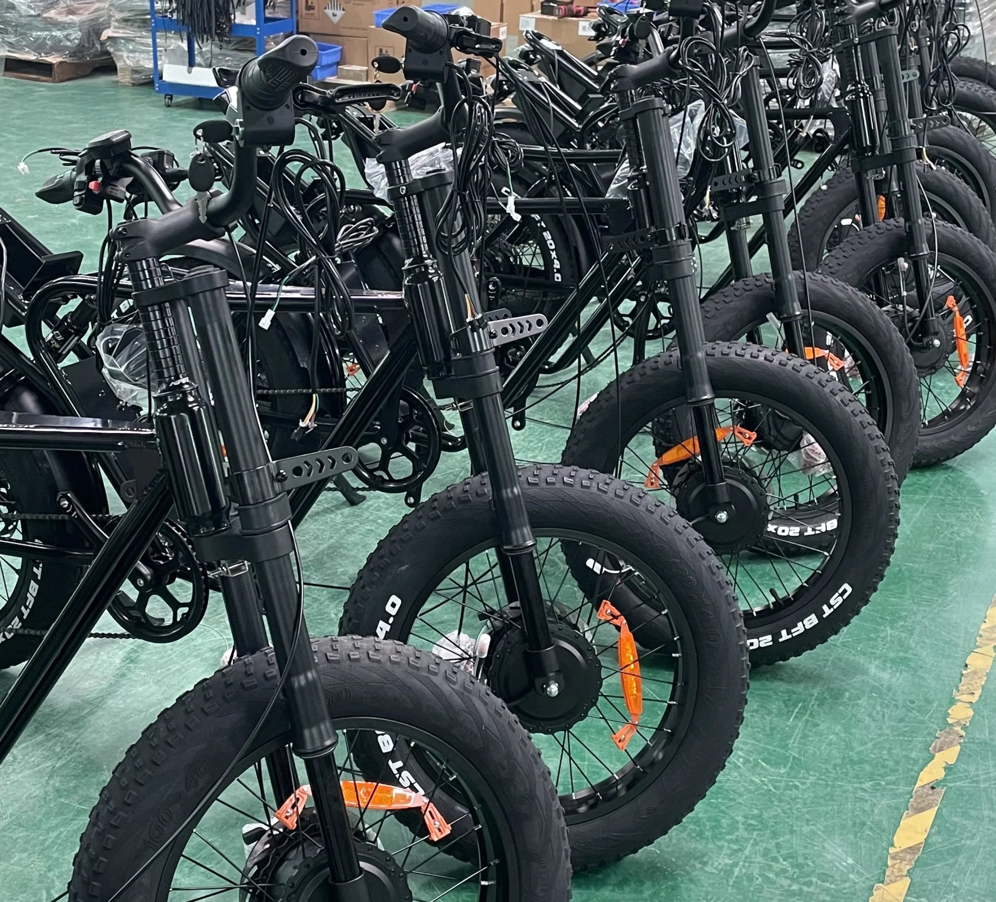 HKM-663763 High-Performance Electric Mountain Bike with 2000W Dual Hub Motor and Dual Lithium Battery