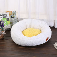 HKM-6656957 Cozy White Lamb Cashmere Egg Yolk Nest Pet Bed - 55x20cm