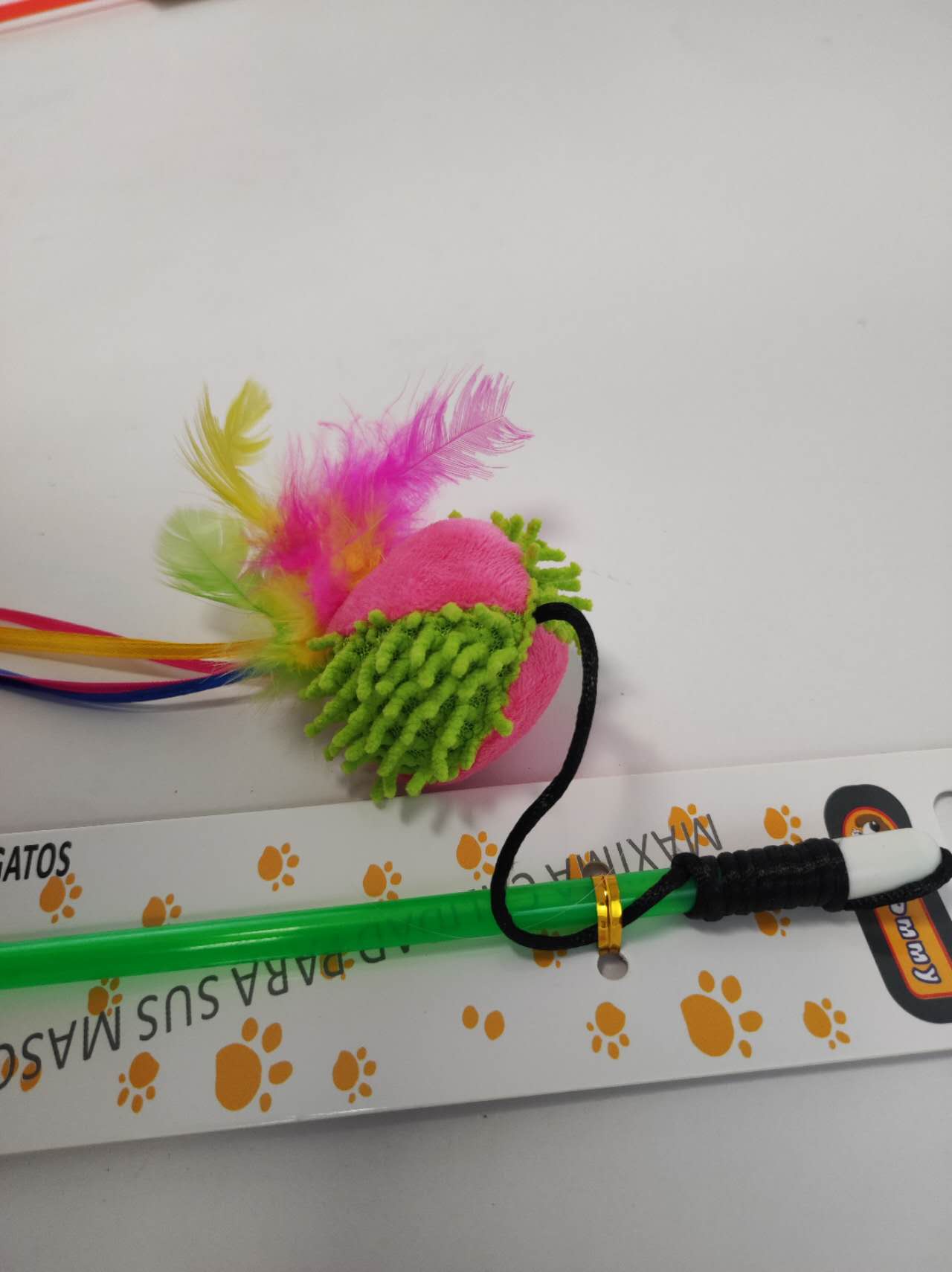 HKM-6684733 Colored Ball Cat Teaser Wand for Interactive Playtime
