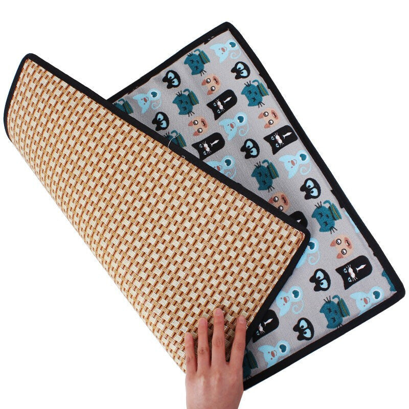 HKM-6714557 Reversible Pet Mat for Dogs Under 30 Pounds ¨C Plant Vine Woven Material with Kitten Pattern