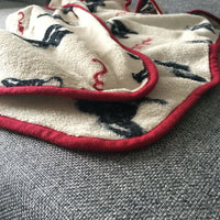 HKM-6752061 Cozy Beige Coral Velvet Blanket for Pets and Babies - 70cm x 100cm
