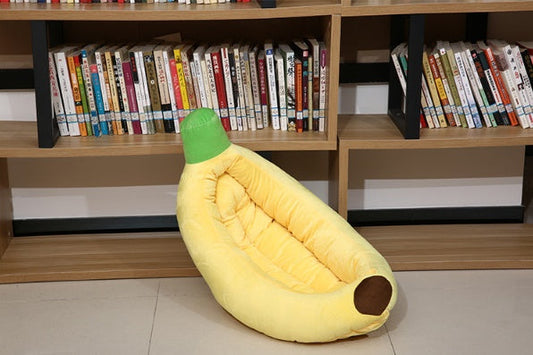 HKM-6776509 Washable Banana-Shape Pet Pad for Small to Medium Pets, Multiple Sizes Available