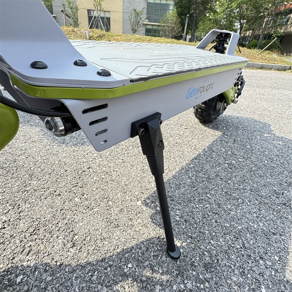 HKM-682195 60V Dual Motor 6000W Foldable Electric Scooter, 90km Range, Waterproof Design, 150kg Load Capacity