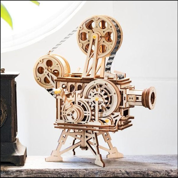 HKM-686611 Hand-Cranked Wooden Film Projector - Mechanical 3D Puzzle for Ages 15 and Up