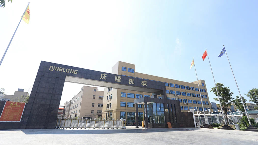 HKM-689427 Professional Garden Lawn Mower for Efficient Grass Cutting