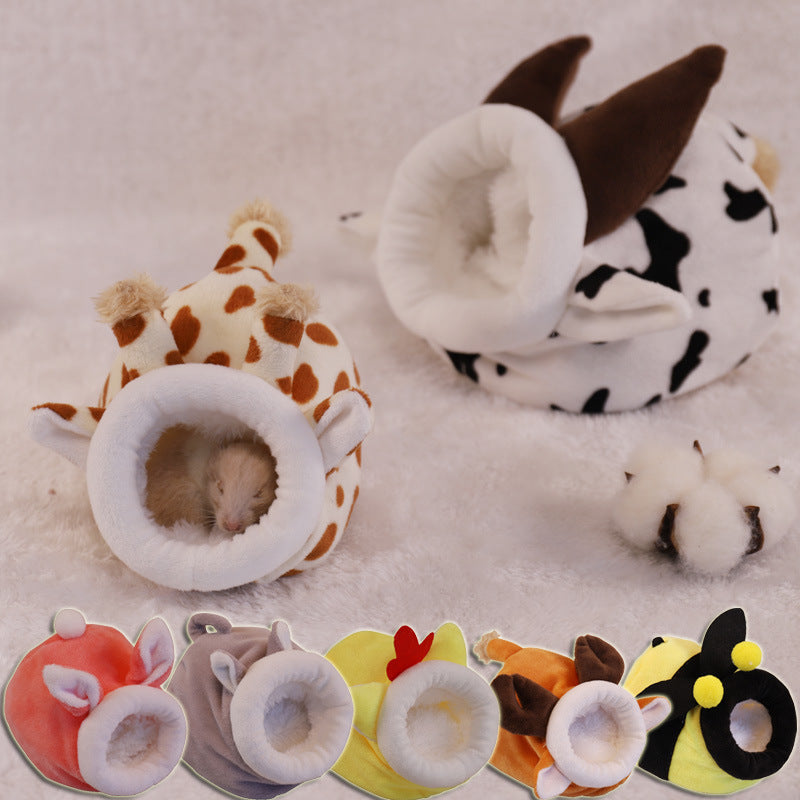 HKM-6907581 Cozy Flannel Cartoon Pet Bed for Small Animals - Hamsters, Guinea Pigs, and More