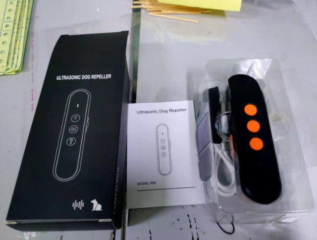 HKM-6912573 Ultrasonic Handheld Dog Bark Control Device - Rechargeable, Black/Sapphire Blue