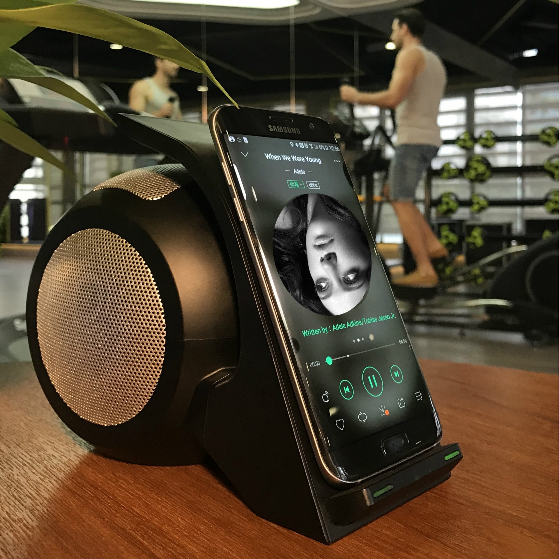 HKM-693843 High-Power Wireless Charging Bluetooth Speaker with NFC Connection and Stereo Sound