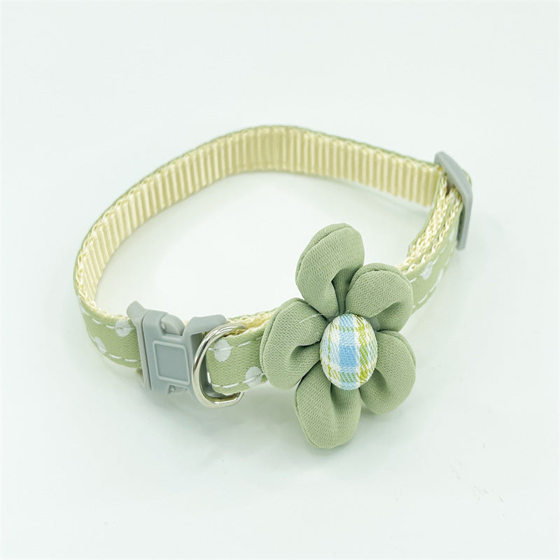 HKM-6955581 Colorful Polka Dot Flower Collar for Pets - Adjustable 19-32cm, Soft Cloth Design