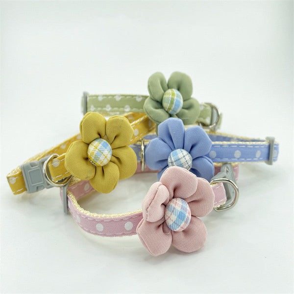 HKM-6955581 Colorful Polka Dot Flower Collar for Pets - Adjustable 19-32cm, Soft Cloth Design