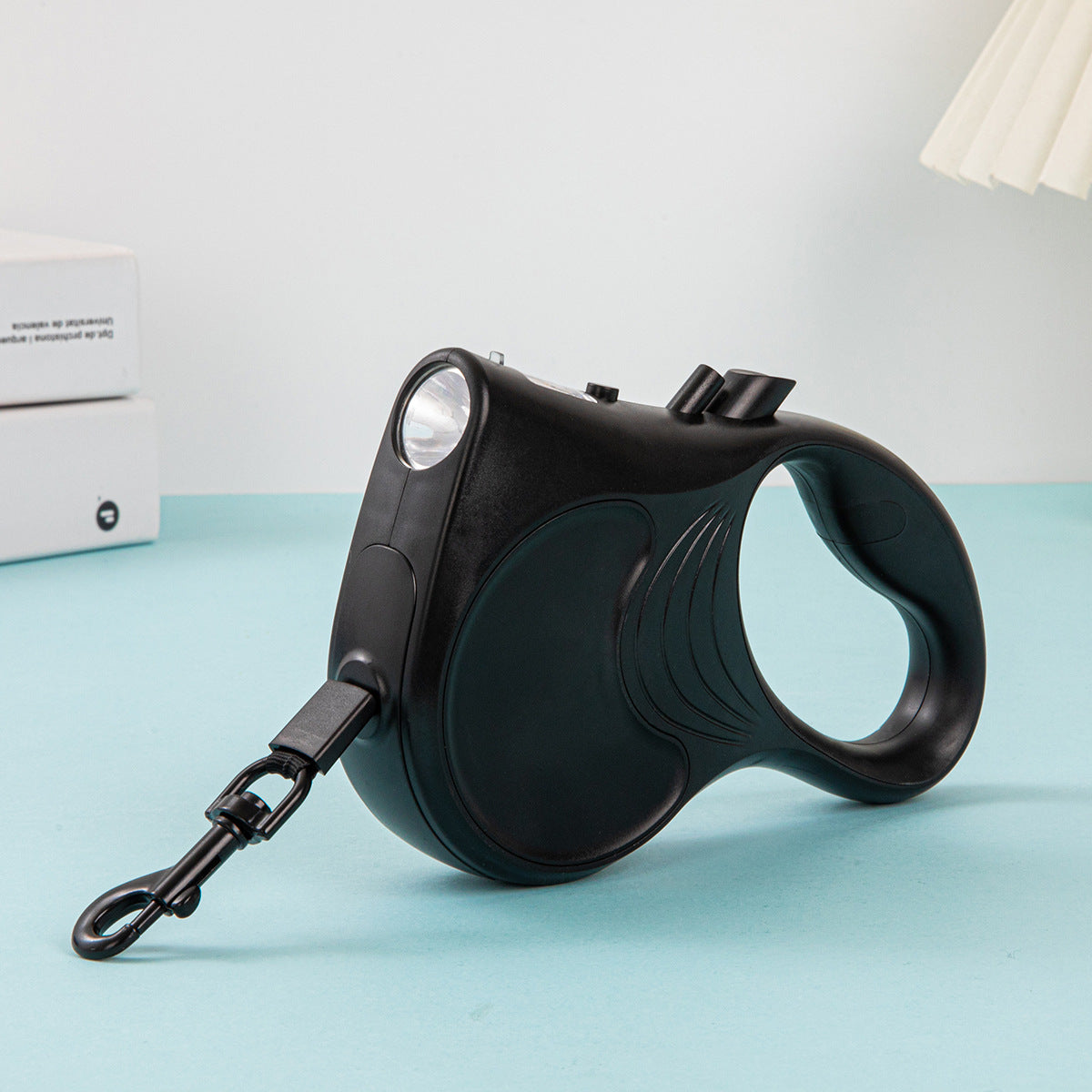 HKM-6957373 Automatic Retractable Pet Leash with Integrated Light - Multiple Colors Available