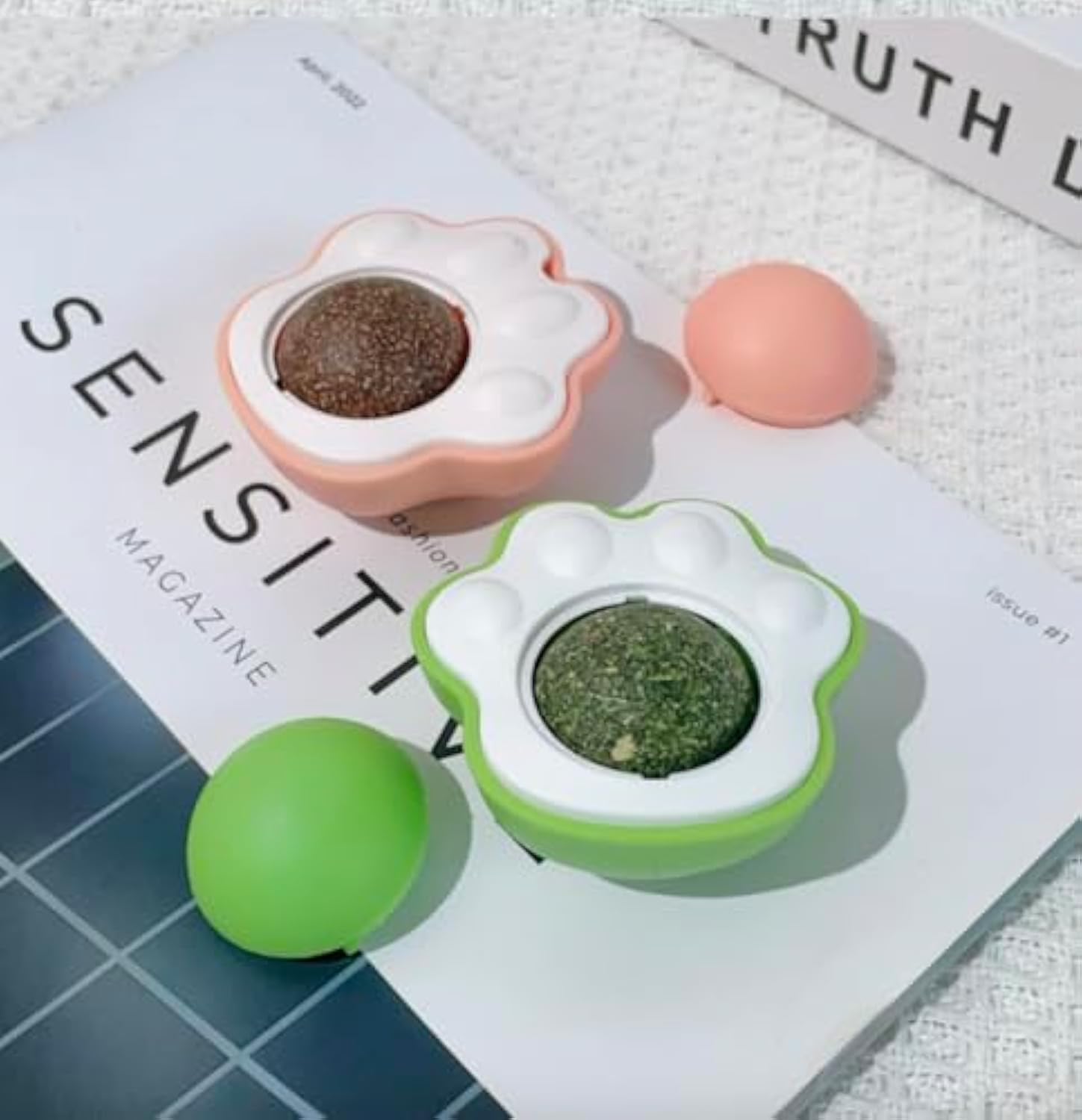 HKM-6972349 Catnip Ball Chew Toy for Cats - Interactive Edible Dental Treat for Healthy Teeth and Playtime Fun