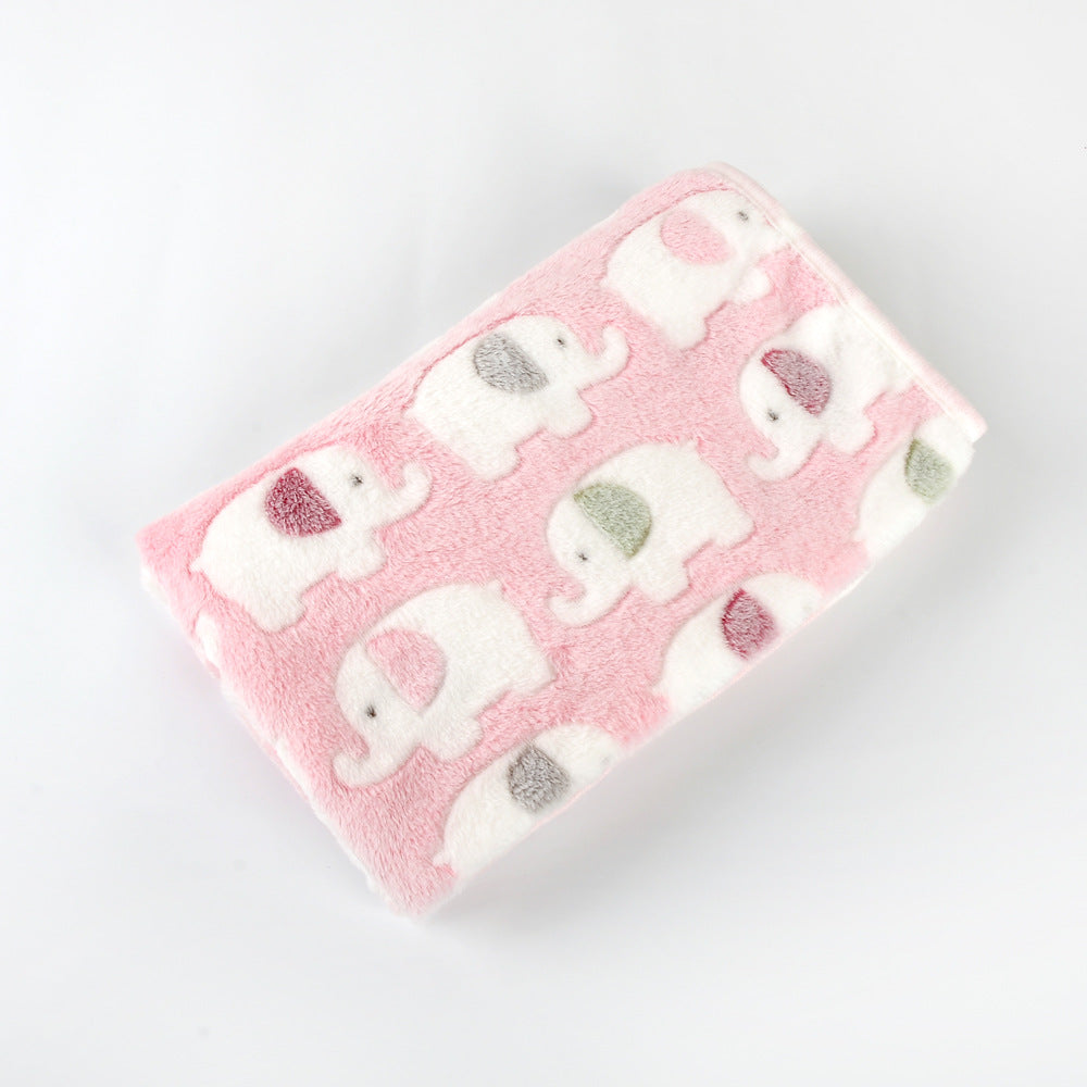 HKM-7046973 Cozy Velvet Pet Blanket - Breathable, Thickened Fabric, Multiple Sizes Available